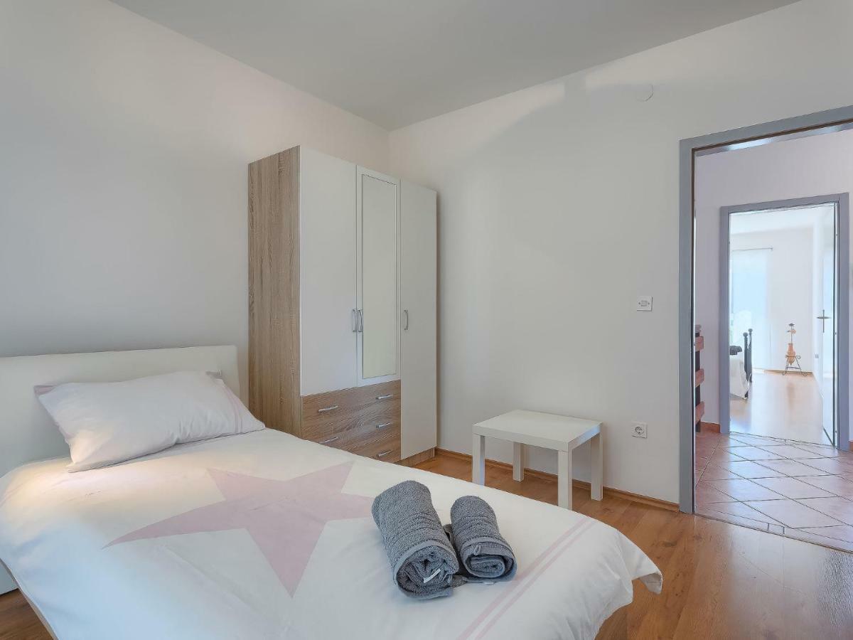Holiday Home Gojak By Interhome Pula Exterior photo